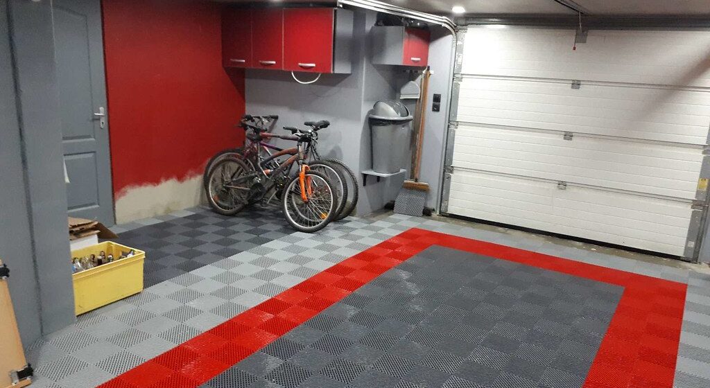 Quel revêtement pour un sol de garage choisir ? dalles de sol de garage