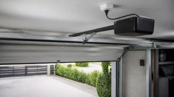 quel-type-de-moteur-monophase-choisir-pour-un-garage Quel type de moteur monophasé choisir pour un garage ?